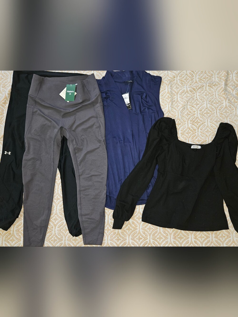 HALARA legging Bundle NWT